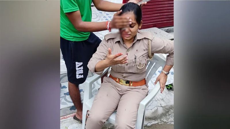 Uttar Pradesh lady constable molested and attacked in Lucknow