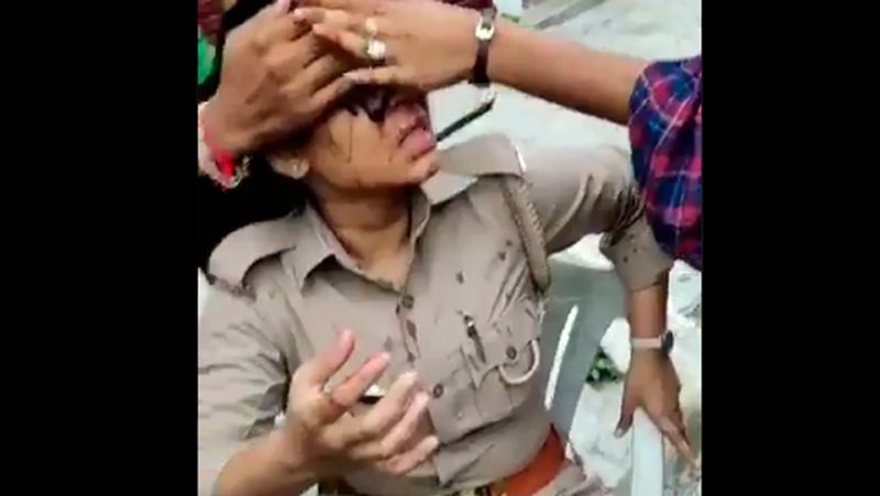 Uttar Pradesh lady constable molested and attacked in Lucknow
