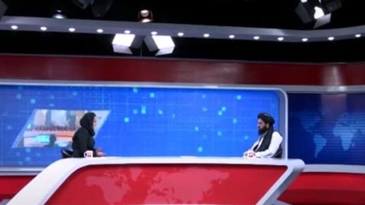 Afghan Woman Journalist Who Made Headlines For Interviewing Taliban Leader Flees Afghanistan pod Afghan Woman Journalist Who Made Headlines For Interviewing Taliban Leader Flees Afghanistan pod