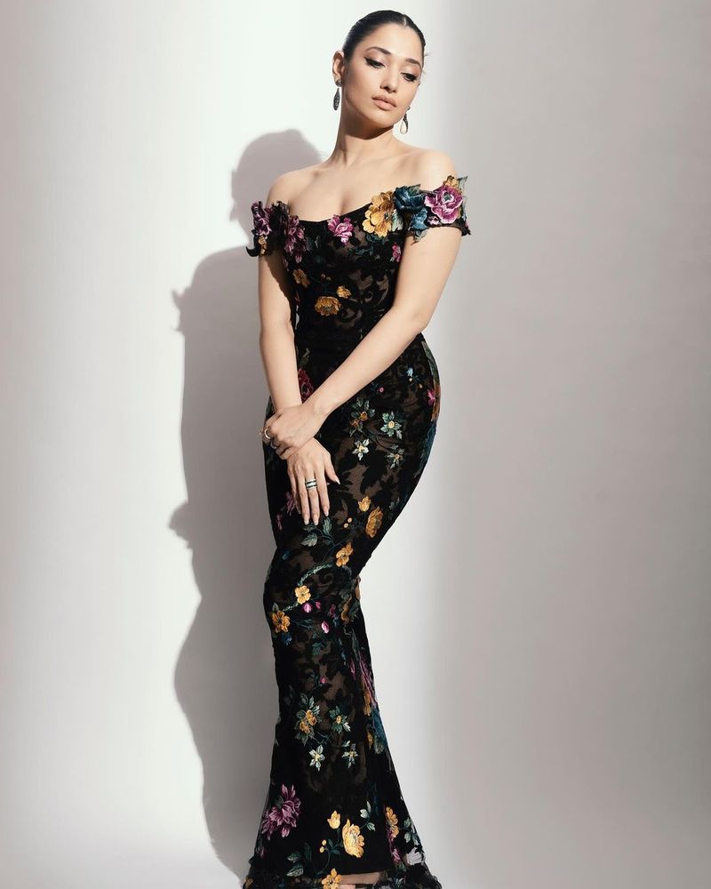 tamannah black florel gown latest photo shoot attracting