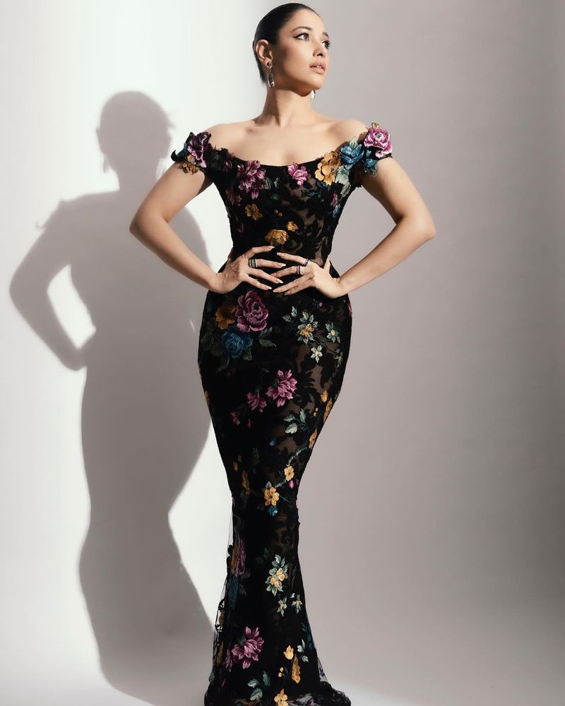 tamannah black florel gown latest photo shoot attracting