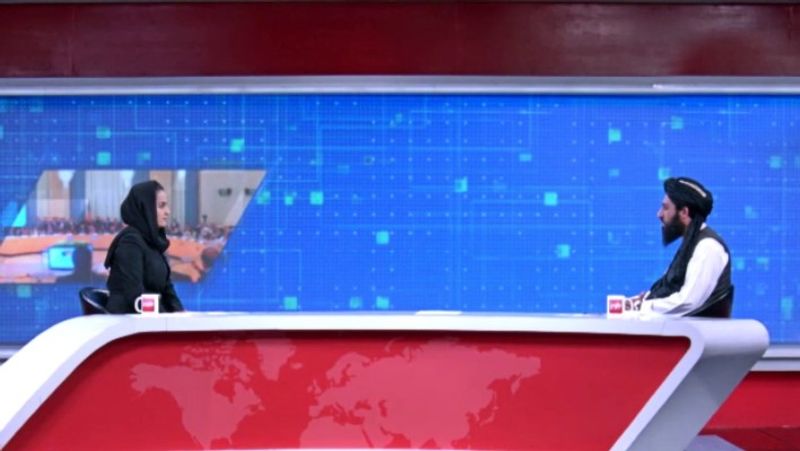 Woman journalist, who did historic TV interview with Taliban, also flees Afganistan ALB