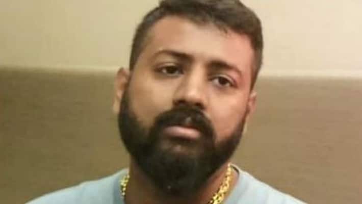Delhi Police arrest 5 jail officials for helping conman Sukesh Chandrashekhar extort Rs 200-crore money-dnm Delhi Police arrest 5 jail officials for helping conman Sukesh Chandrashekhar extort Rs 200-crore money-dnm