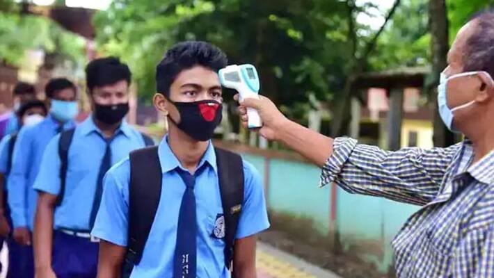 The decision to gradually open schools in Delhi has been postponed The decision to gradually open schools in Delhi has been postponed
