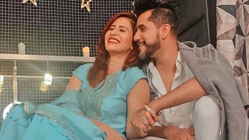 Kishwer Merchant welcome home with new born baby