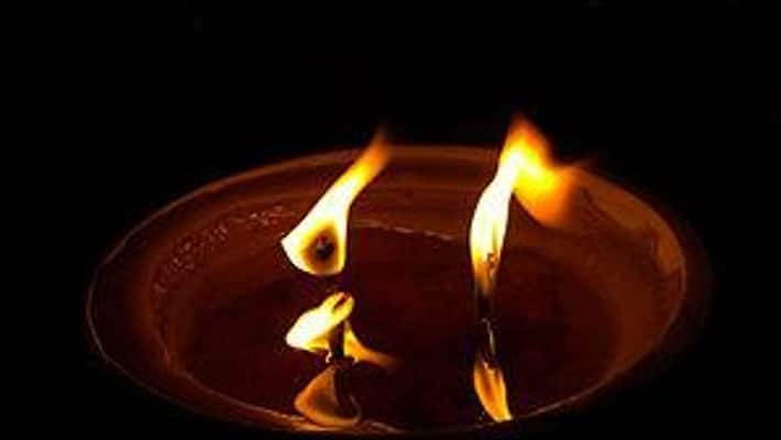 The death of a female priest who was worshiping alone in a temple outside the city ..? 4 murders in a row. The death of a female priest who was worshiping alone in a temple outside the city ..? 4 murders in a row.