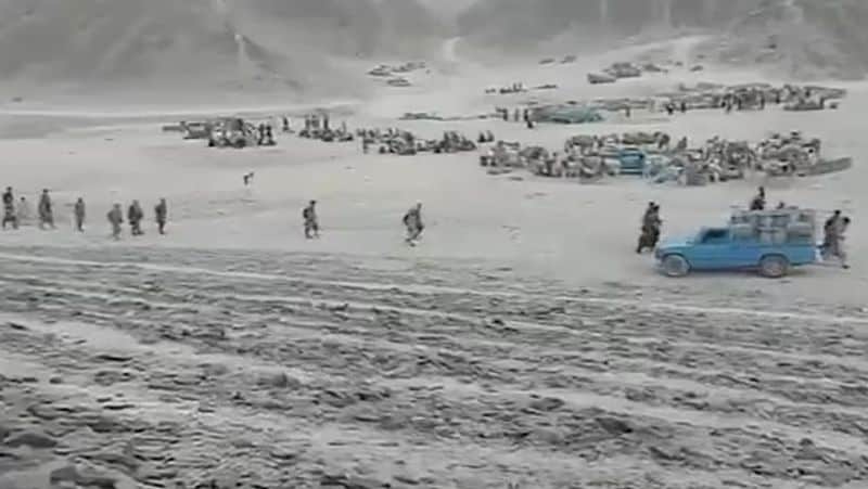 Afghanistan Refugees walking through the desert to Iran and Pakistan