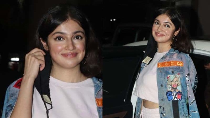 kareena kapoor spotted without makeup with son jeh ali khan