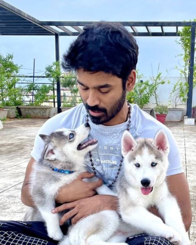 Information about the heroine of the Dhanush starring nanea varuven movie directed by selvarahavan