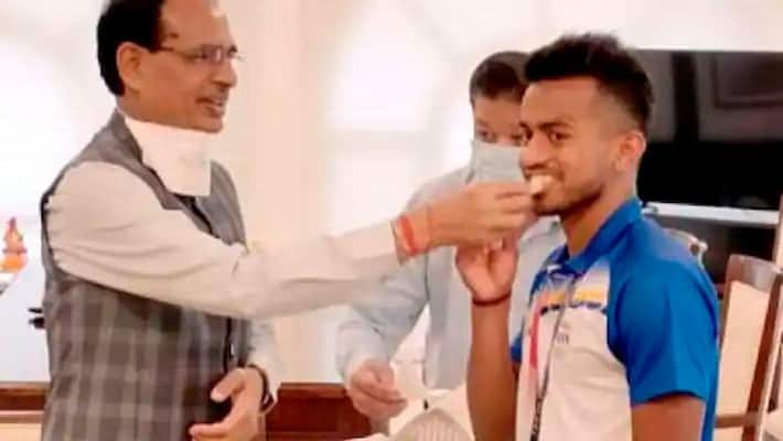 mens junior hockey world cup, madhya pradesh, olympic medalist vivek sagar got the indian team command, will get arjuna award november 15 stb mens junior hockey world cup, madhya pradesh, olympic medalist vivek sagar got the indian team command, will get arjuna award november 15 stb