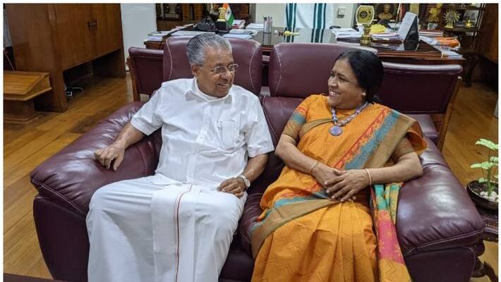 42th wedding anniversary of chief minister 42th wedding anniversary of chief minister