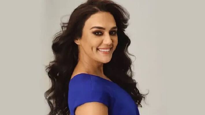 smiling is the favourite exercise says preity zinta smiling is the favourite exercise says preity zinta