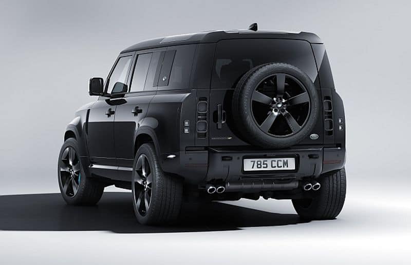 8 seater Land Rover Defender 130 to debut on May 31