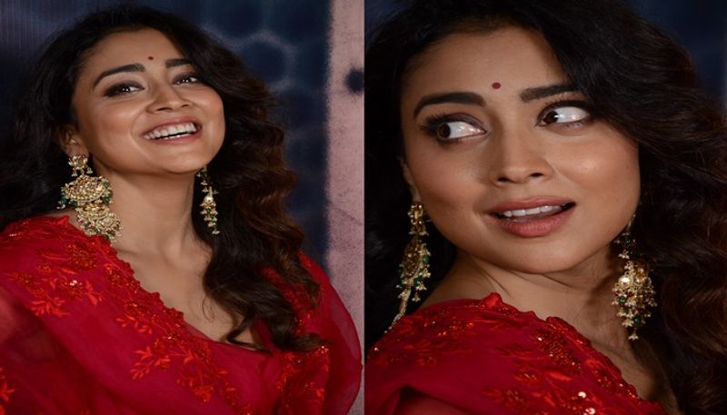 Glowing Skin and Beauty Secret of Shriya Saran