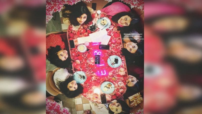 Ind vs Eng: Anushka Sharma and other cricket wives cheer for team India in Oval, see pics