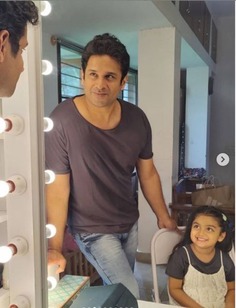 Actress Shwetha Srivatsav celebrates her husband birthday in a special way vcs