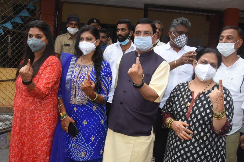 Here Are Some Photos about City Corporation Election in Karnataka grg
