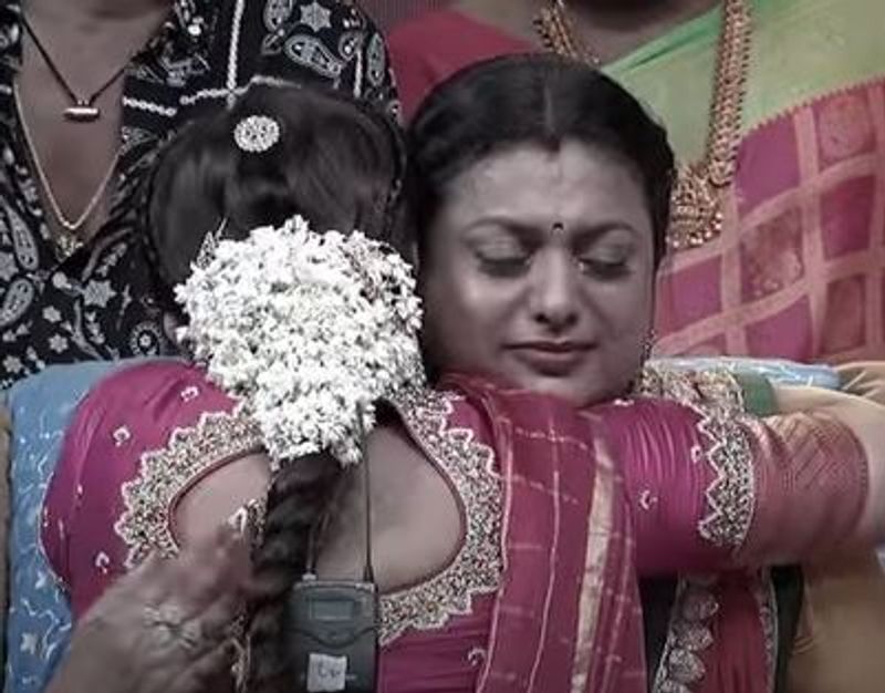 jabardasth roja emotional remembering her past debts and childrens issue