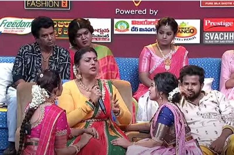jabardasth roja emotional remembering her past debts and childrens issue