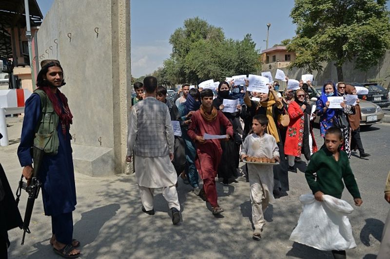 Afghan women rally for rights in Kabul, ask Taliban to ensure roles in new govt ALB