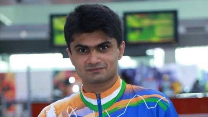 Suhas Yathiraj won silver medal in badminton sl4 category at tokyo paralympics spb Suhas Yathiraj won silver medal in badminton sl4 category at tokyo paralympics spb