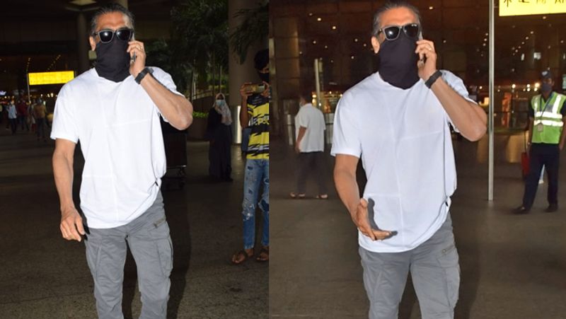 Genelia DSouza spotted with her son, actress seen teaching him a lesson for not listening to her