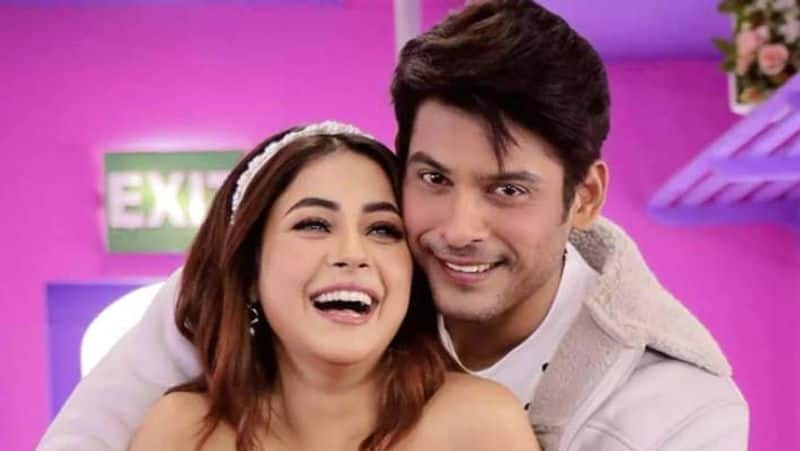 Sidharth Shukla's prayer meet: Family issues first statement, organise online meditation session for fans-SYT