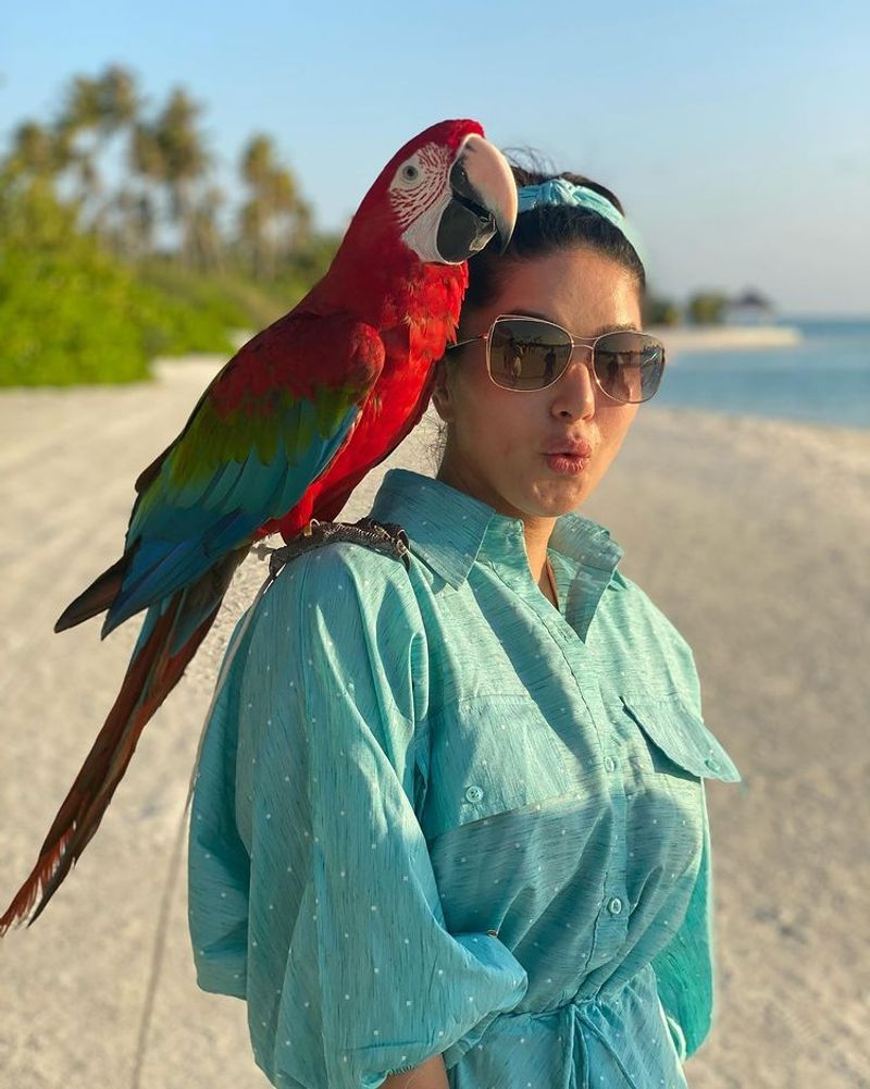 sunny leyone colorful hot bikini photos in Maldives