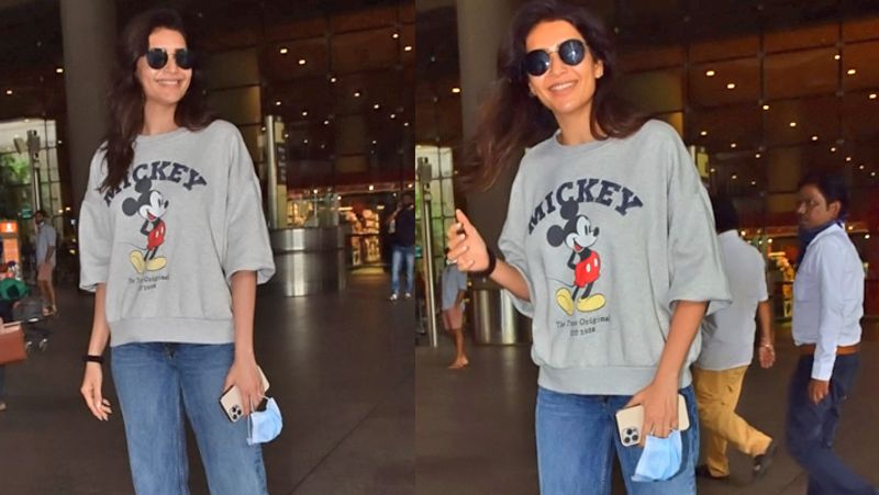 Celebs Spotted, Malaika Arora reached Kareena Kapoor house with boyfriend Arjun Kapoor