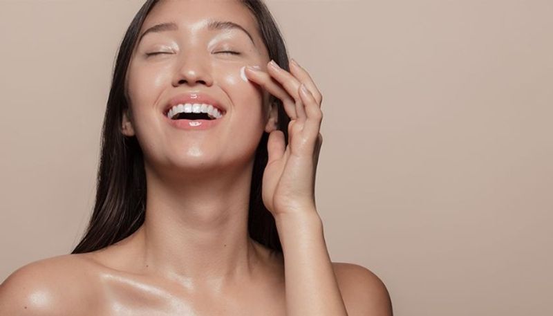 Easy skincare routines for moms