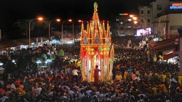 Devotees banned from attending Velankanni Car festival .. Chennai Police Action. Devotees banned from attending Velankanni Car festival .. Chennai Police Action.