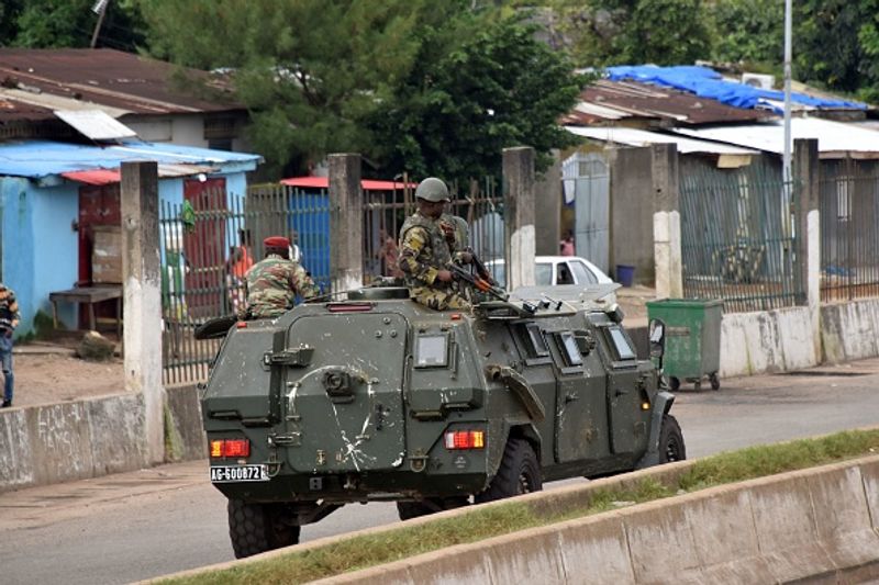 Army seizes power Guinea president arrested by military