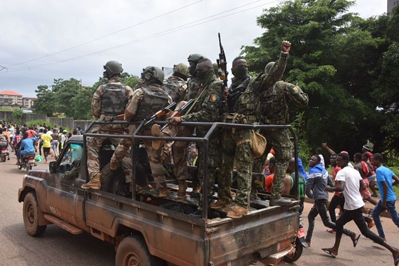 Army seizes power Guinea president arrested by military