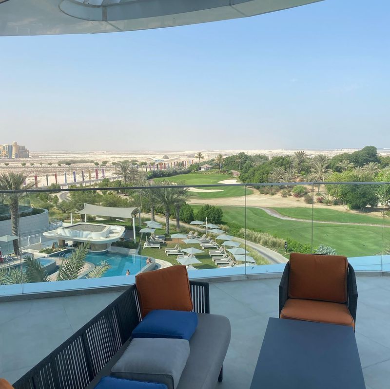 IPL 2021 RCB star batsman Ab de villiers reach UAE gets grand welcome ckm