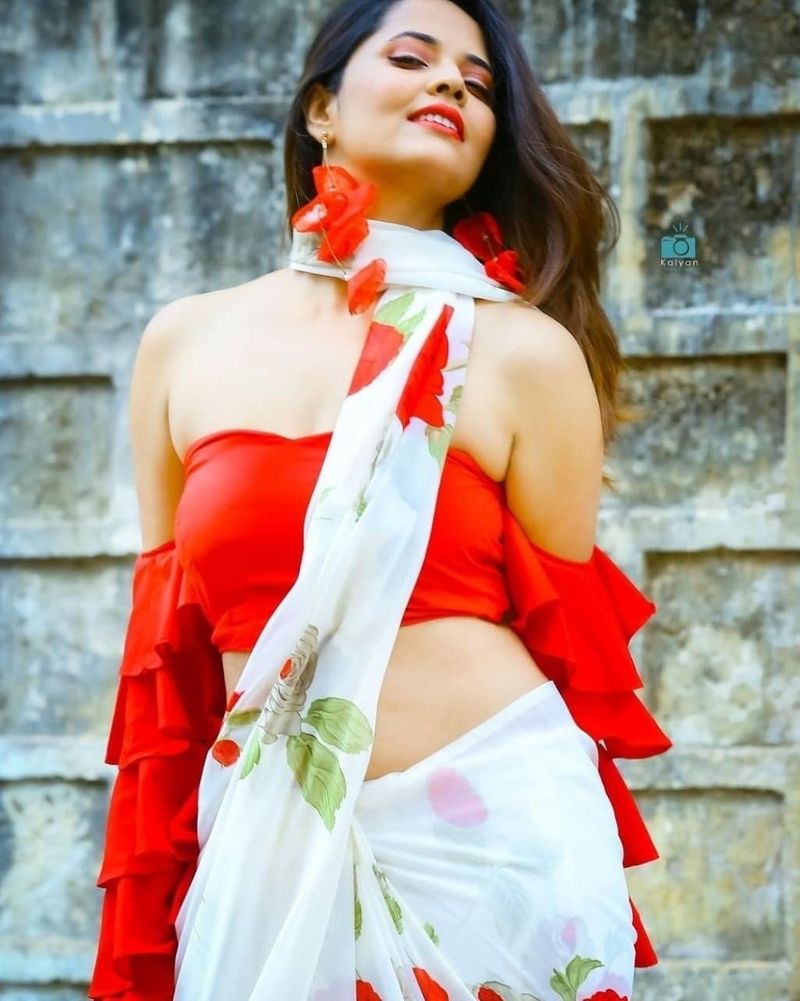 anasuya replaced thamannah but no growth in trp