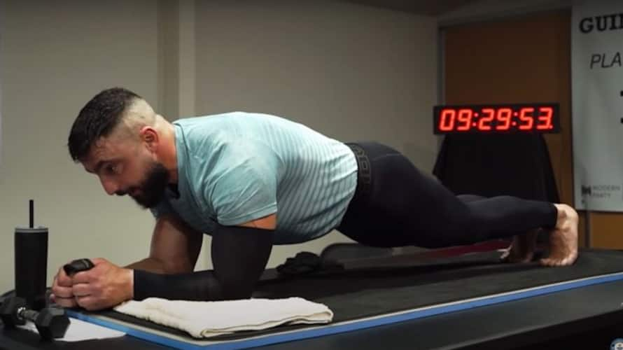 9 Hours 30 Minutes And 1 Second Australian Man Sets New Guinness World Record For Longest Plank