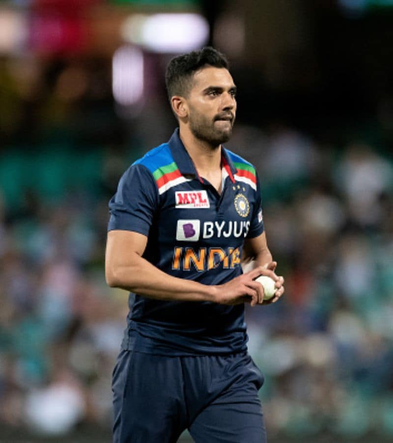 Virat Kohli fans upset BCCI Decision on MS Dhoni, full credit goes to him