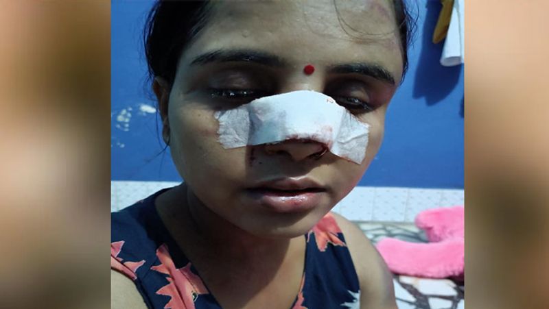 uttar pradesh woman committed suicide after emotional post written on facebook