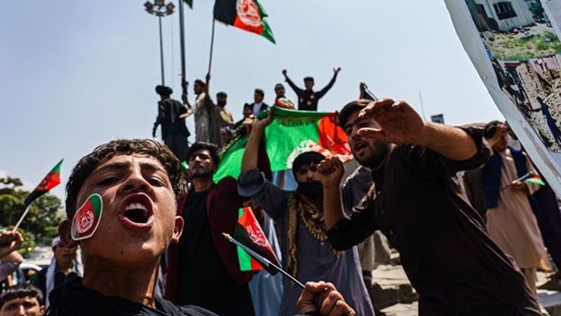 afghanistan crisis, mass movement against Taliban and Pakistan
