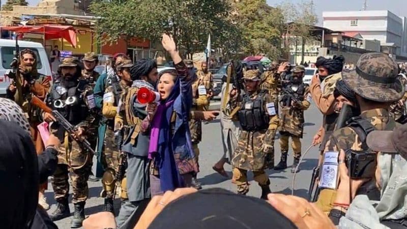 afghanistan crisis, mass movement against Taliban and Pakistan
