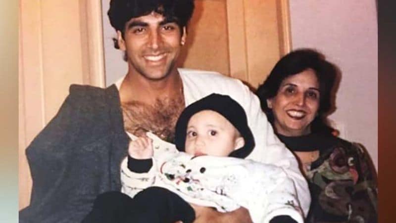 akshay kumar took his mother to her favorite place on her birthday a year ago
