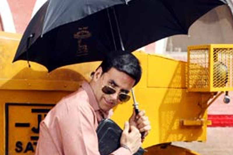 Akshay Kumar's mother was his partner in Hari Om Entertainment Company, these are the 5 highest grossing films of her production