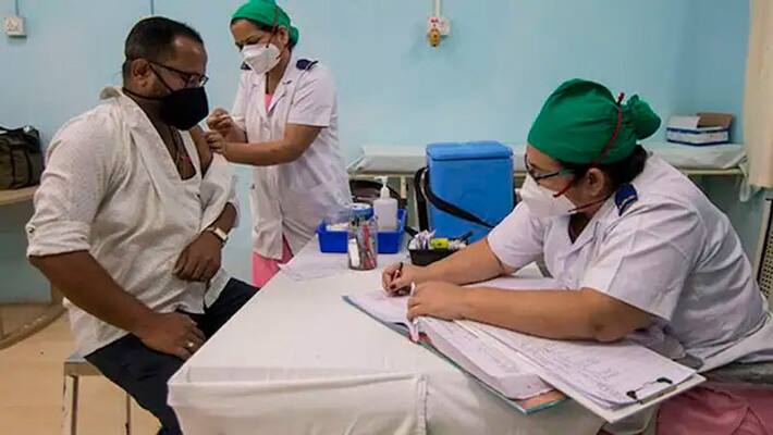 More Than 89 Thousand People Vaccinated in a Day in Bengaluru grg More Than 89 Thousand People Vaccinated in a Day in Bengaluru grg