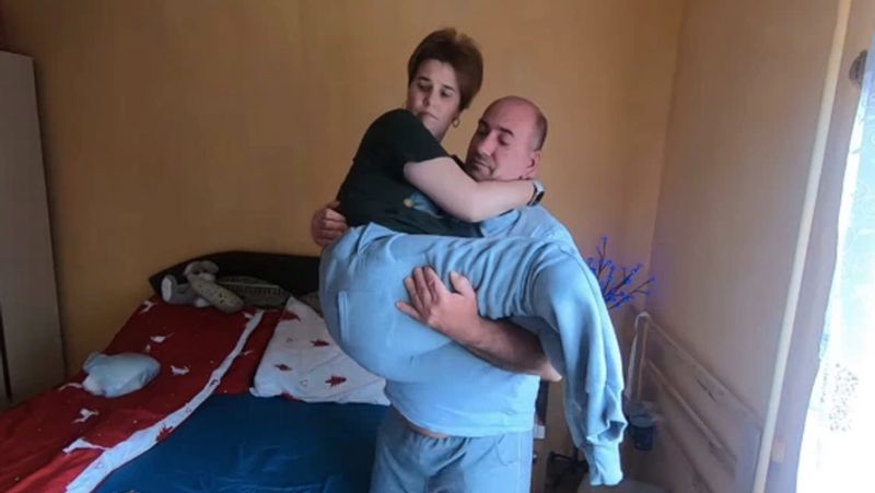Hungary woman suffered a stomach ache but got her both feet and hands amputated
