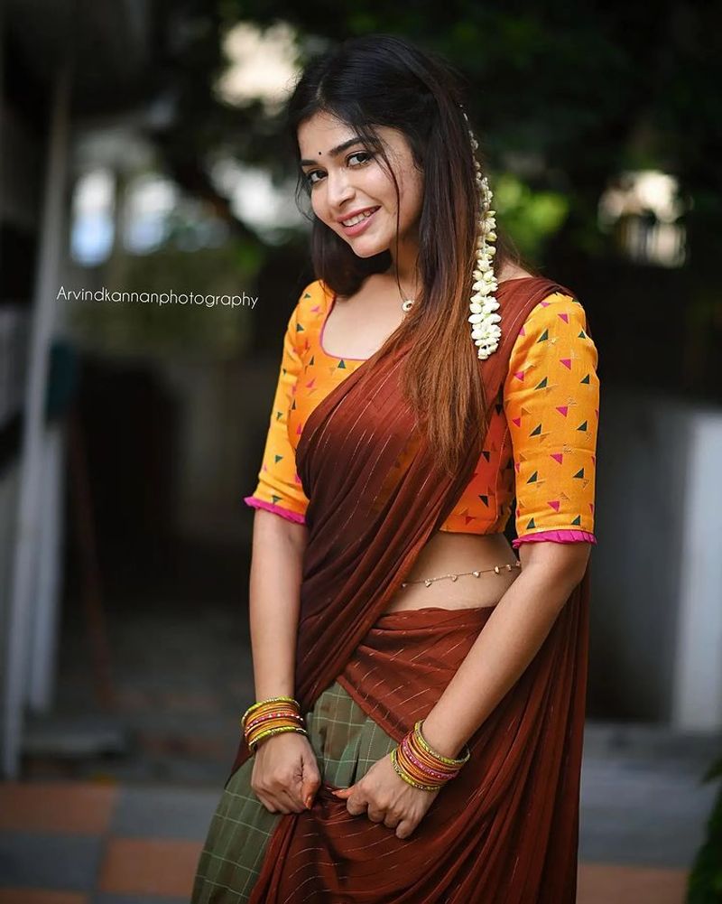 cook with comali dharsha gupta village girl getup latest half saree photo shoot
