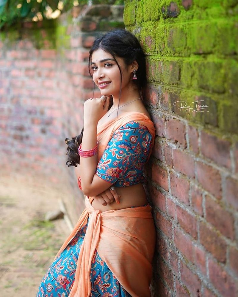 cook with comali dharsha gupta village girl getup latest half saree photo shoot