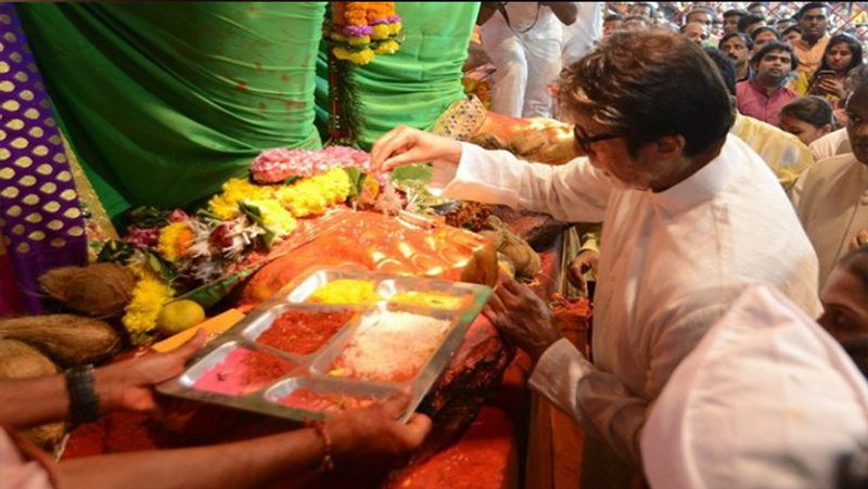 A day before the beginning of Ganeshotsav The king of Lalbagh gave darshan Amitabh Bachchan shared the video