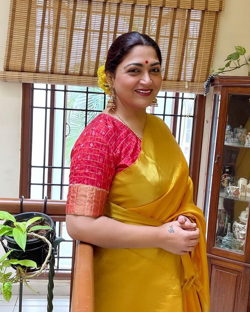 Actress kushpoo vinayagar chathurthi special look photos viral in social media