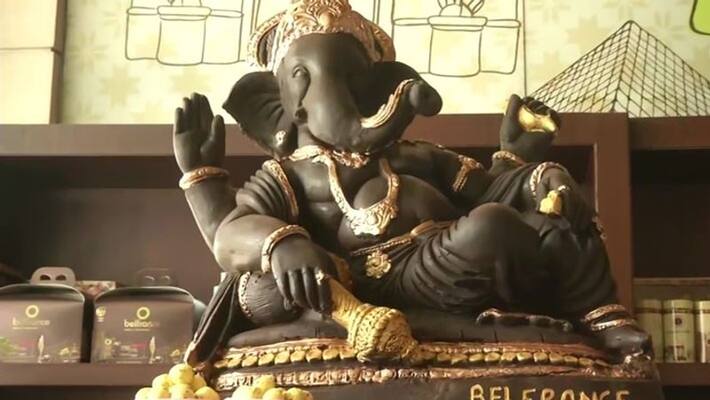 Clay Ganesha or POP Ganesha Devotees in confusion gow Clay Ganesha or POP Ganesha Devotees in confusion gow