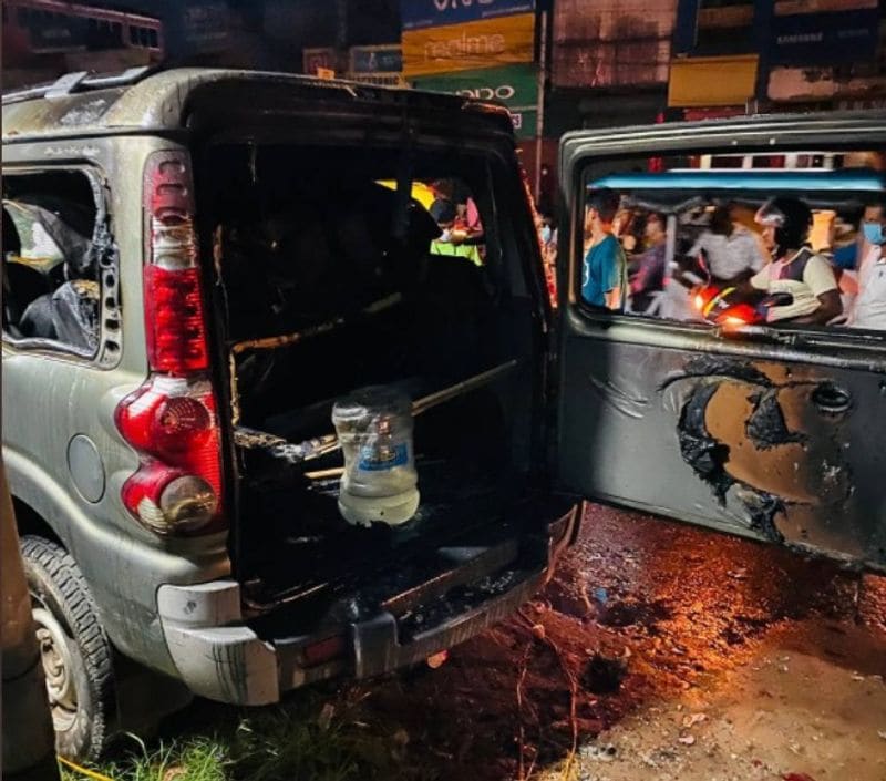 attackers set fire to five media houses and two CPM offices in Tripura